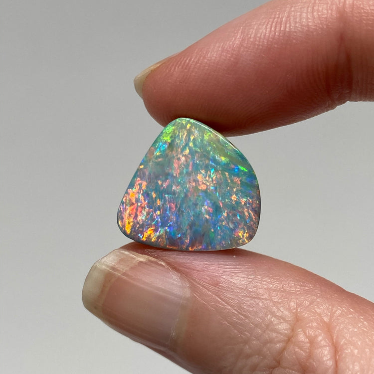 10.30 Ct top gem rainbow boulder opal