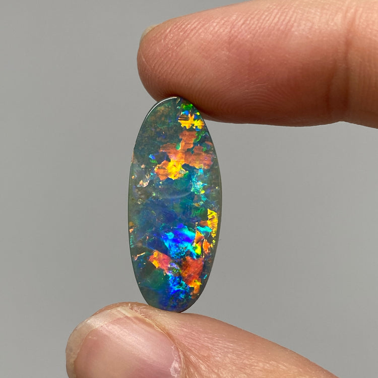 10.67 Ct top gem grade oval boulder opal