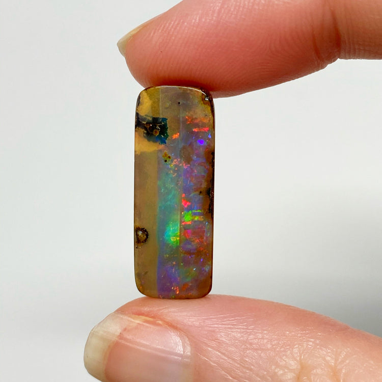 14.38 Ct flashy rainbow boulder opal pair