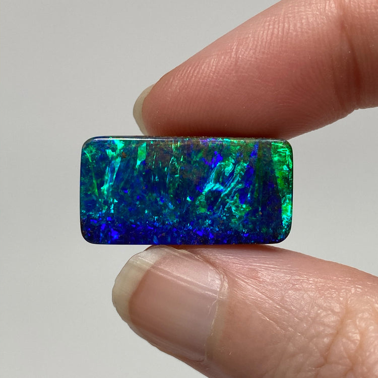14.14 Ct green-blue boulder opal