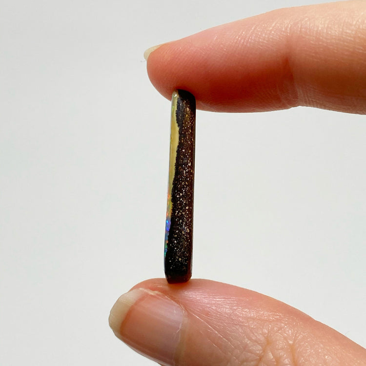 11.61 Ct top gem teardrop boulder opal