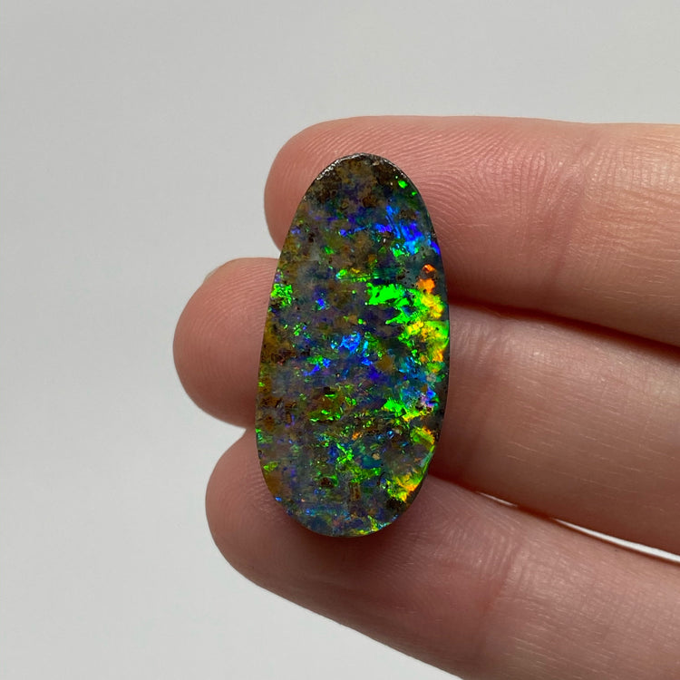 18.14 Ct green-blue and red boulder opal