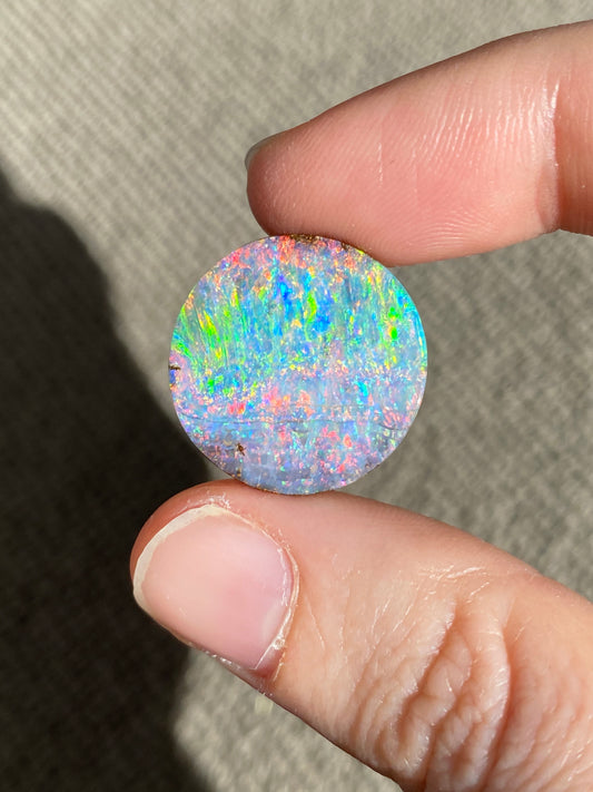 Clean-faced opals