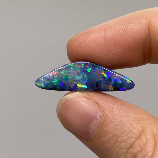 8.06 Ct rainbow boulder opal