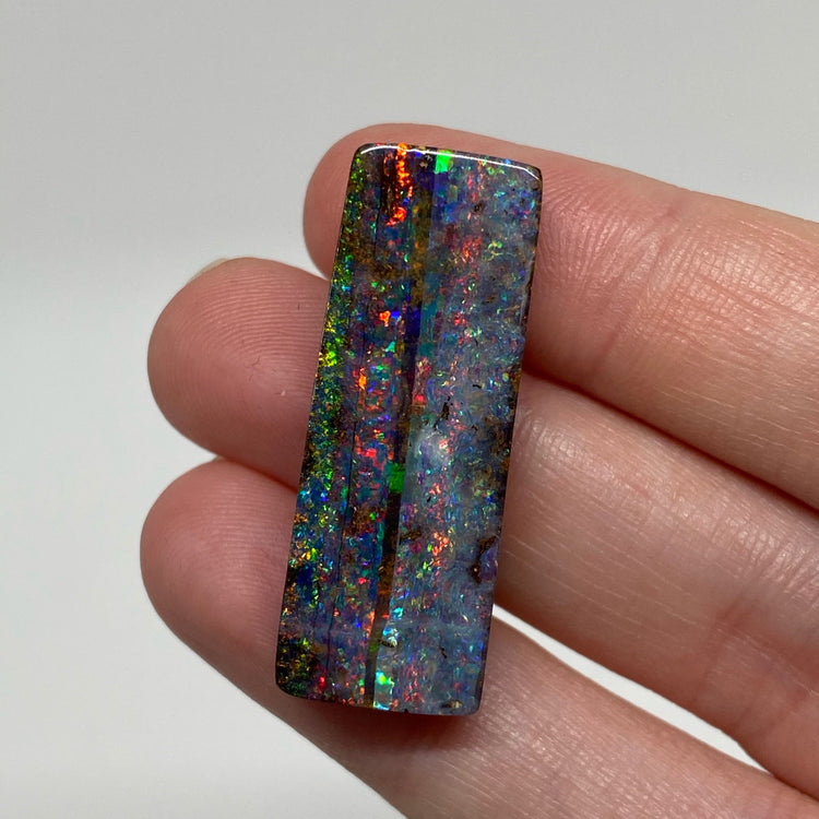 28.90 Ct rectangle boulder opal