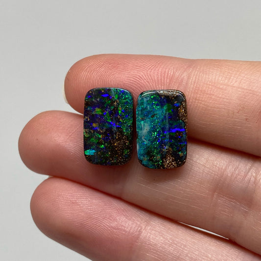 8.21 Ct green-blue boulder opal pair