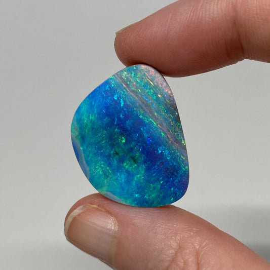 29.47 Ct free-form ocean tone boulder opal