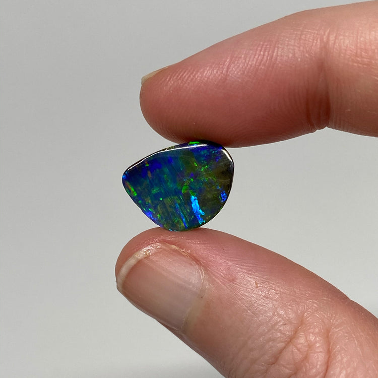 4.99 Ct top gem grade boulder opal