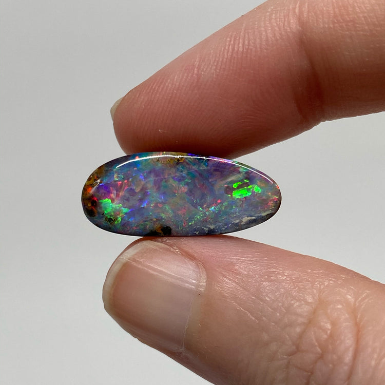 8.71 Ct rainbow boulder opal