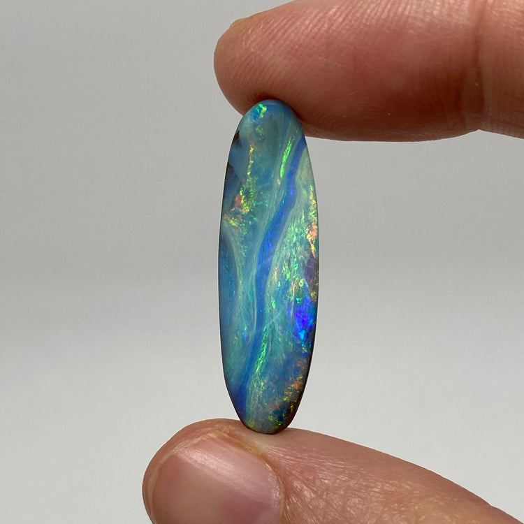 10.56 Ct wavy boulder opal