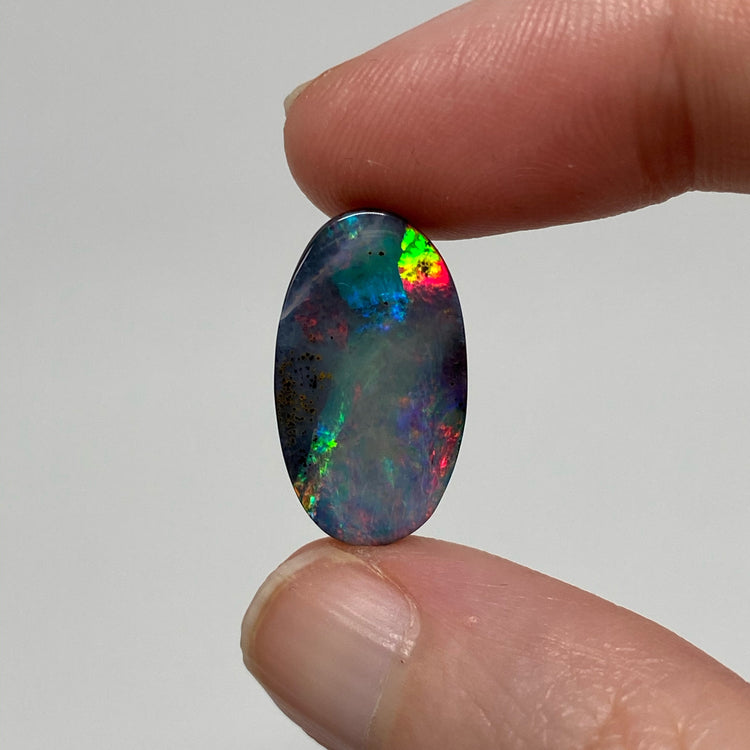7.21 Ct oval boulder opal